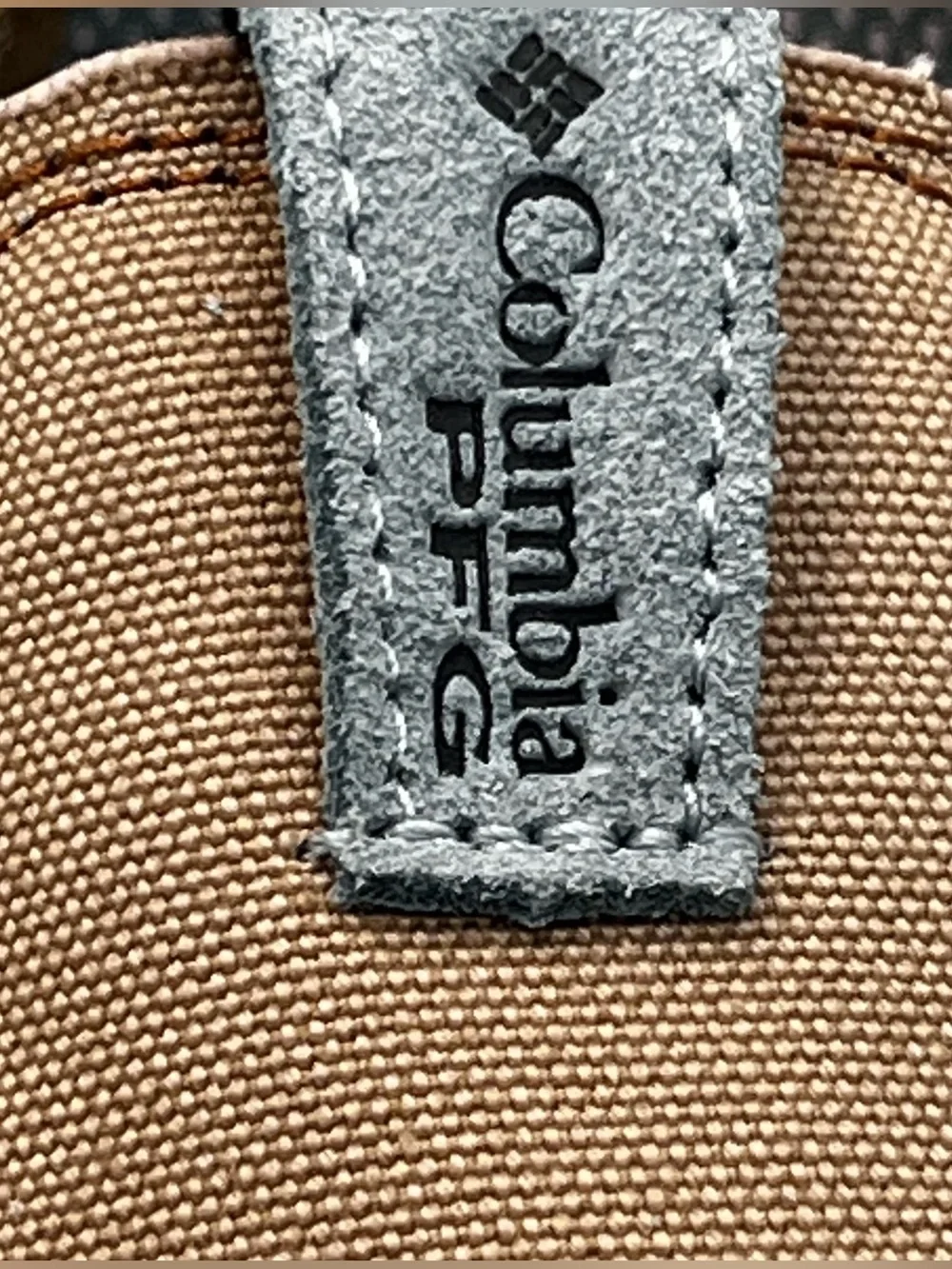 Columbia casual slip